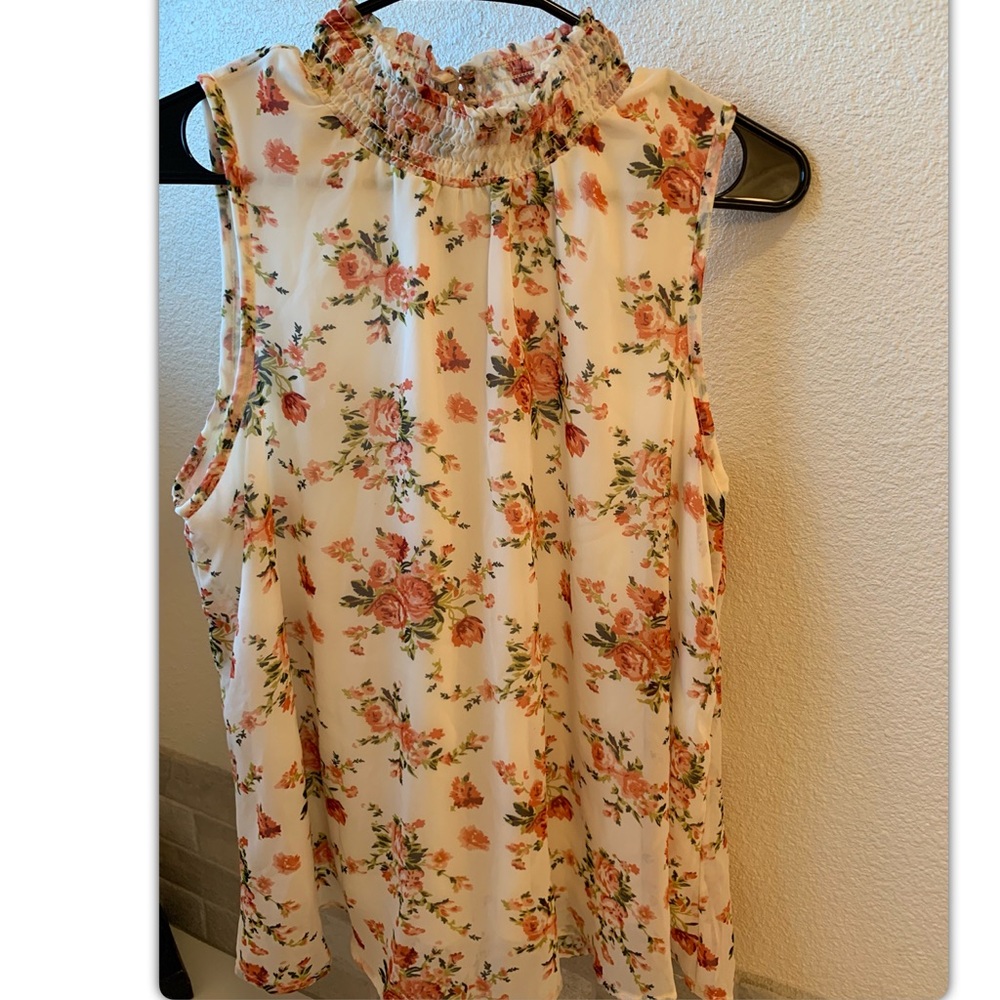Floral top